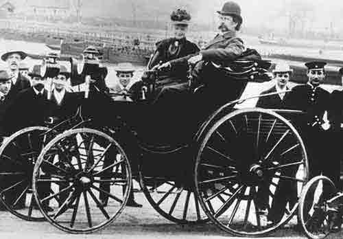 Carl Benz and wife Bertha Benz in a 1894 model Benz car